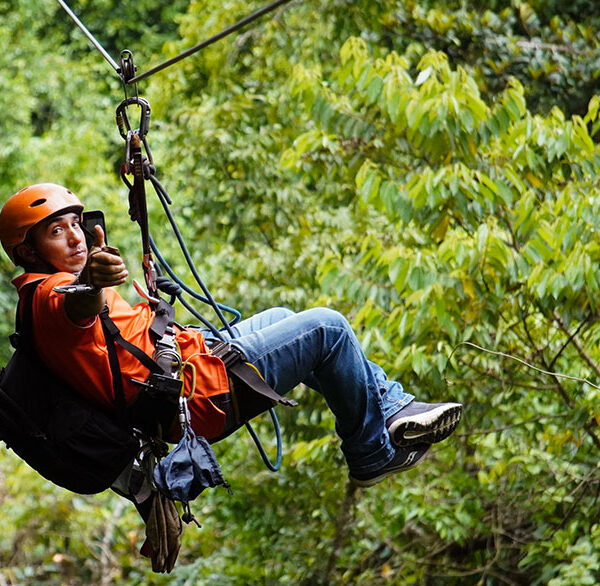 canopy-en-arenal-paraiso-costa-rica-volcan-2